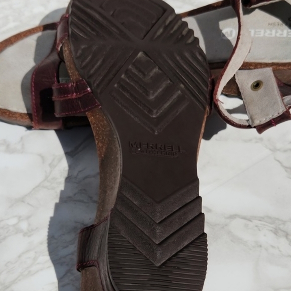 Merrell REVALLI AURA Deep Purple Strappy Wedge Leather Sandal (8) - Picture 13 of 14